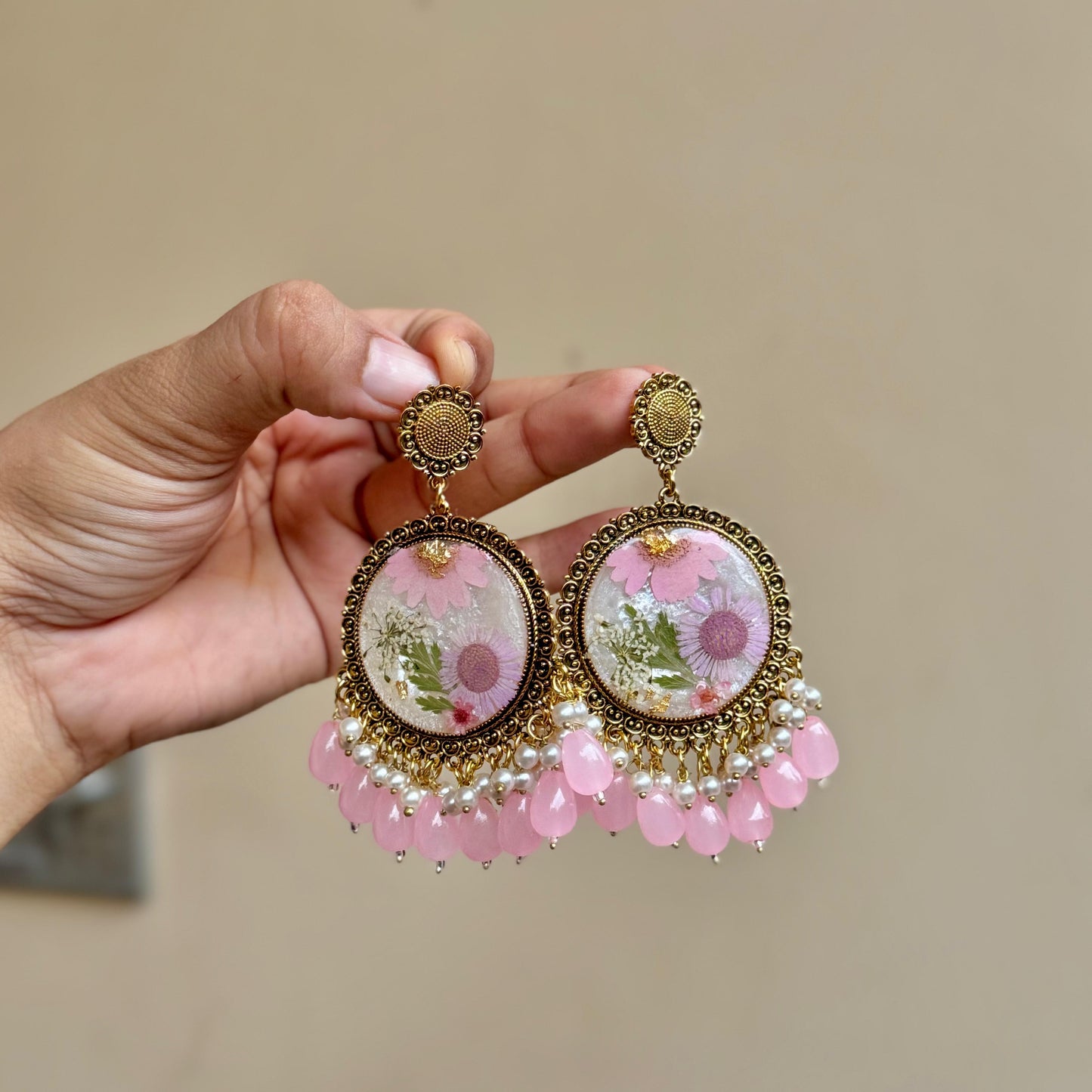 Ghulabi Resin Jhumkay
